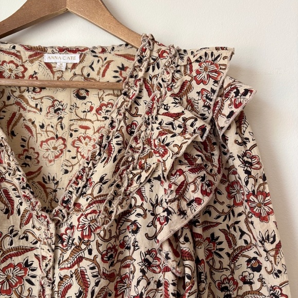 Anna Cate Ruffle Blouse Medium Button Up Autumn Floral - Picture 2 of 8